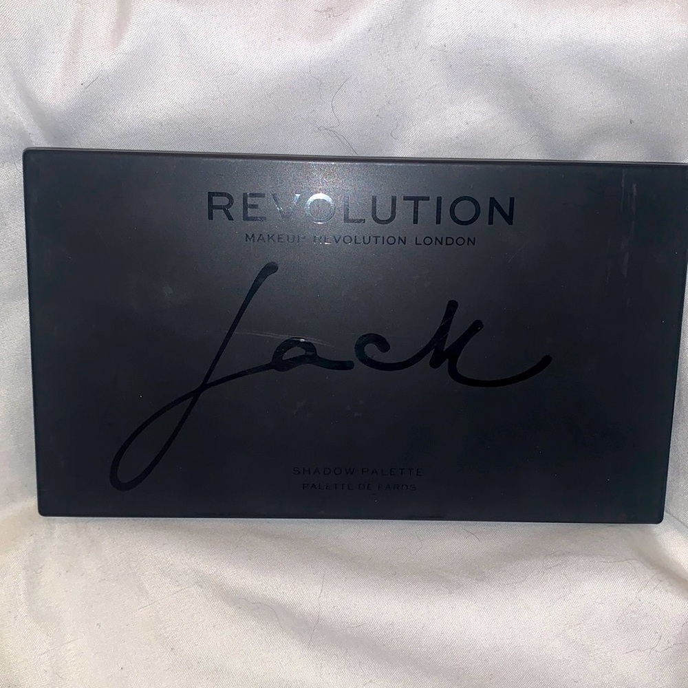 Makeup Revolution London Eye Palette